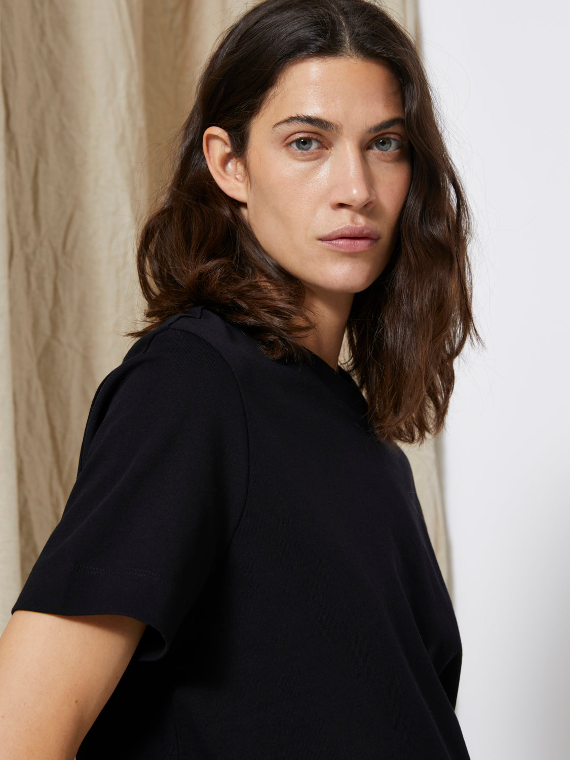 Essential Boxy T-Skjorte - Sort/ Black